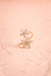 Unisonus Open Golden Ring w Crystal Flowers | Boutique 1861 1