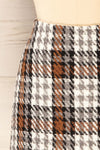 Utrera Short Houndstooth Skirt | La petite garçonne front close-up