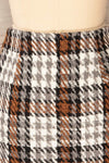 Utrera Short Houndstooth Skirt | La petite garçonne back close-up
