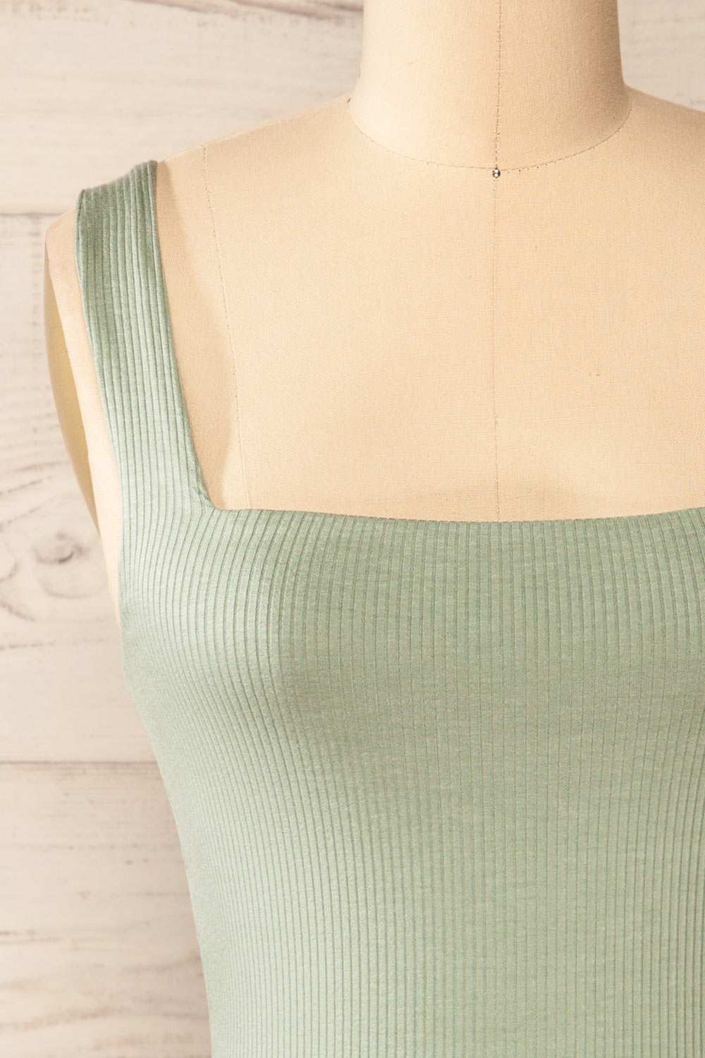 Valka Green Ribbed Square Neck Cami | La petite garçonne front close-up