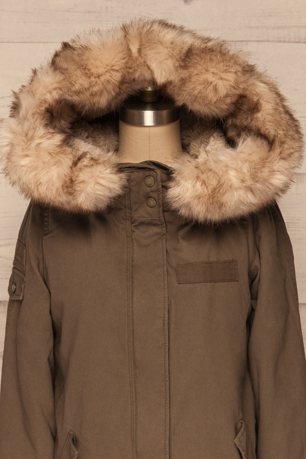 Varna Khaki Parka Coat with Faux Fur Hood | La Petite Garçonne front close-up hood