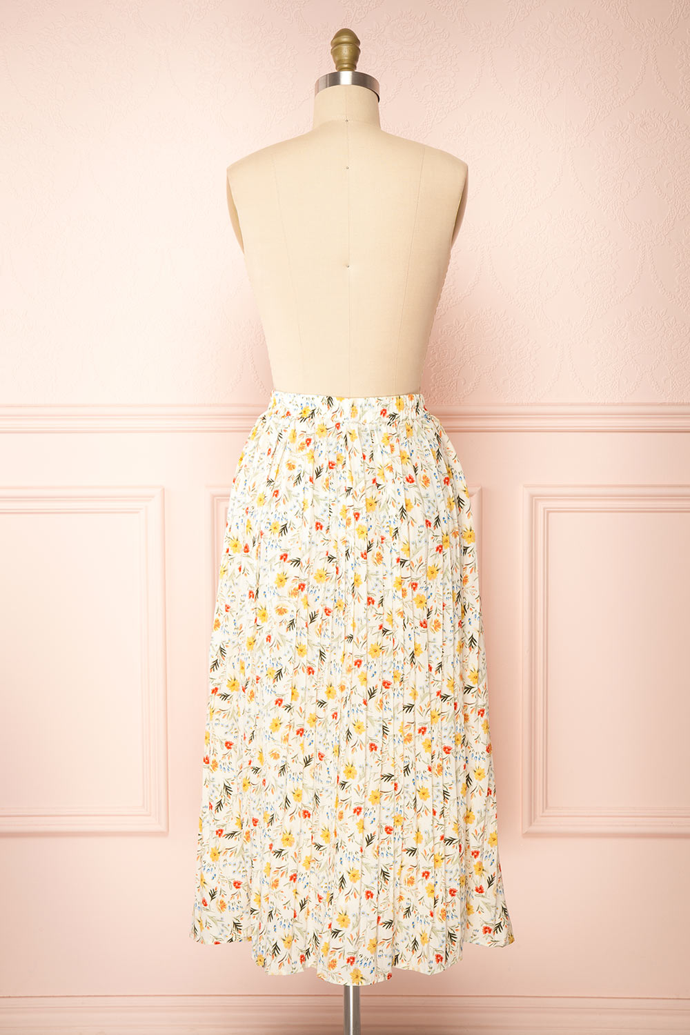Varya Floral Buttoned Midi Skirt w/ Elastic Waist | Boutique 1861 back view