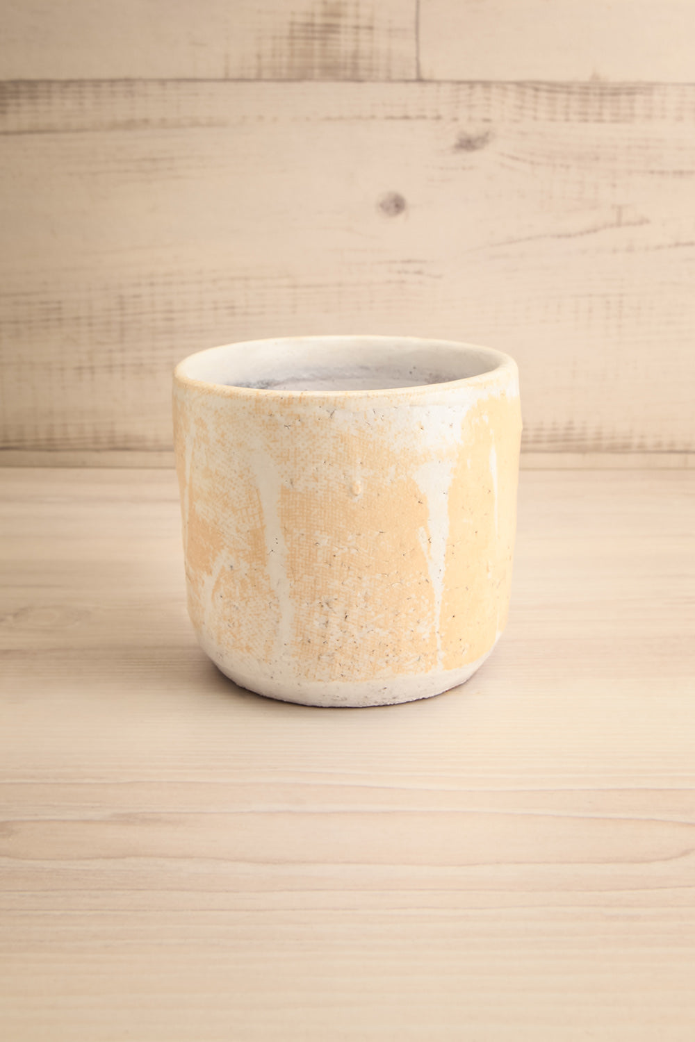 Vatoa Planter Beige Ceramic Plant Pot | La petite garçonne