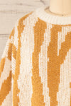 Vegaz Oversized Knit Sweater | La petite garçonne front close-up
