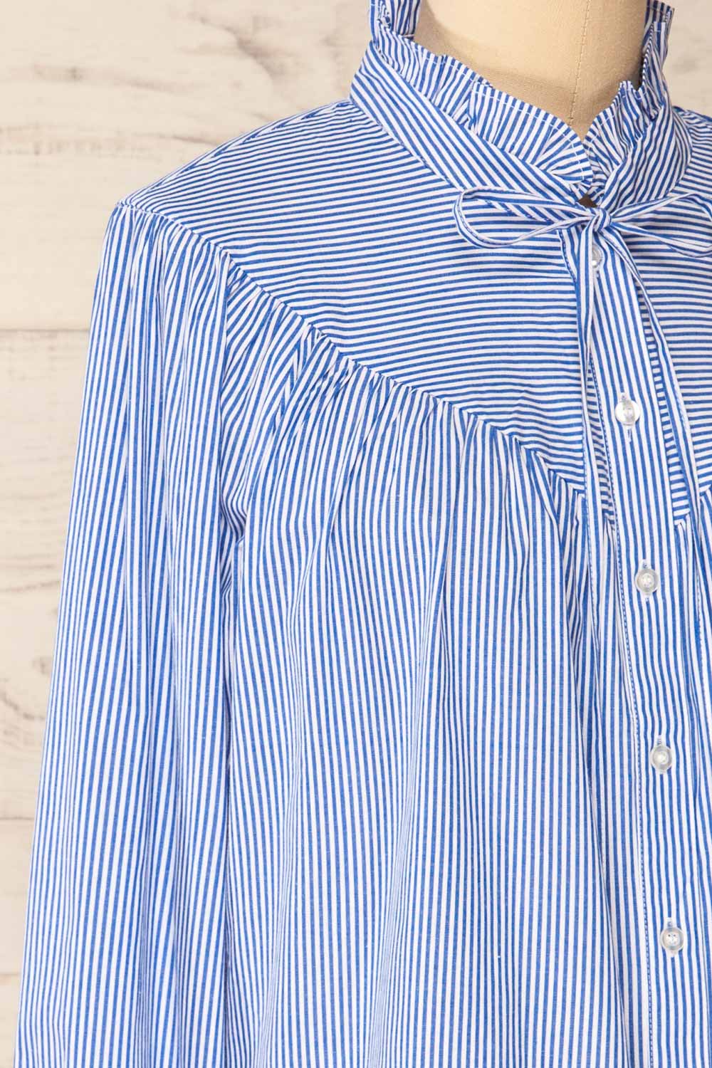 Vertue Blue Stripped Shirt w/ Ruffled Collar | La petite garçonne side close-up