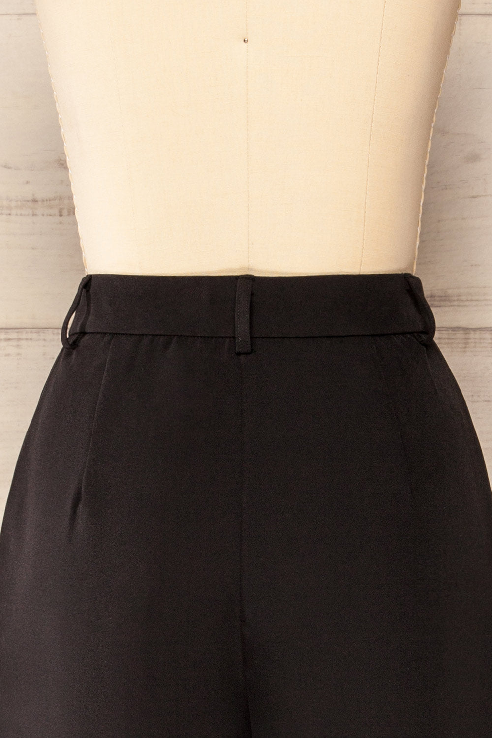 Vicente Black High-Waisted Wide-Leg Pants | La petite garçonne back close-up