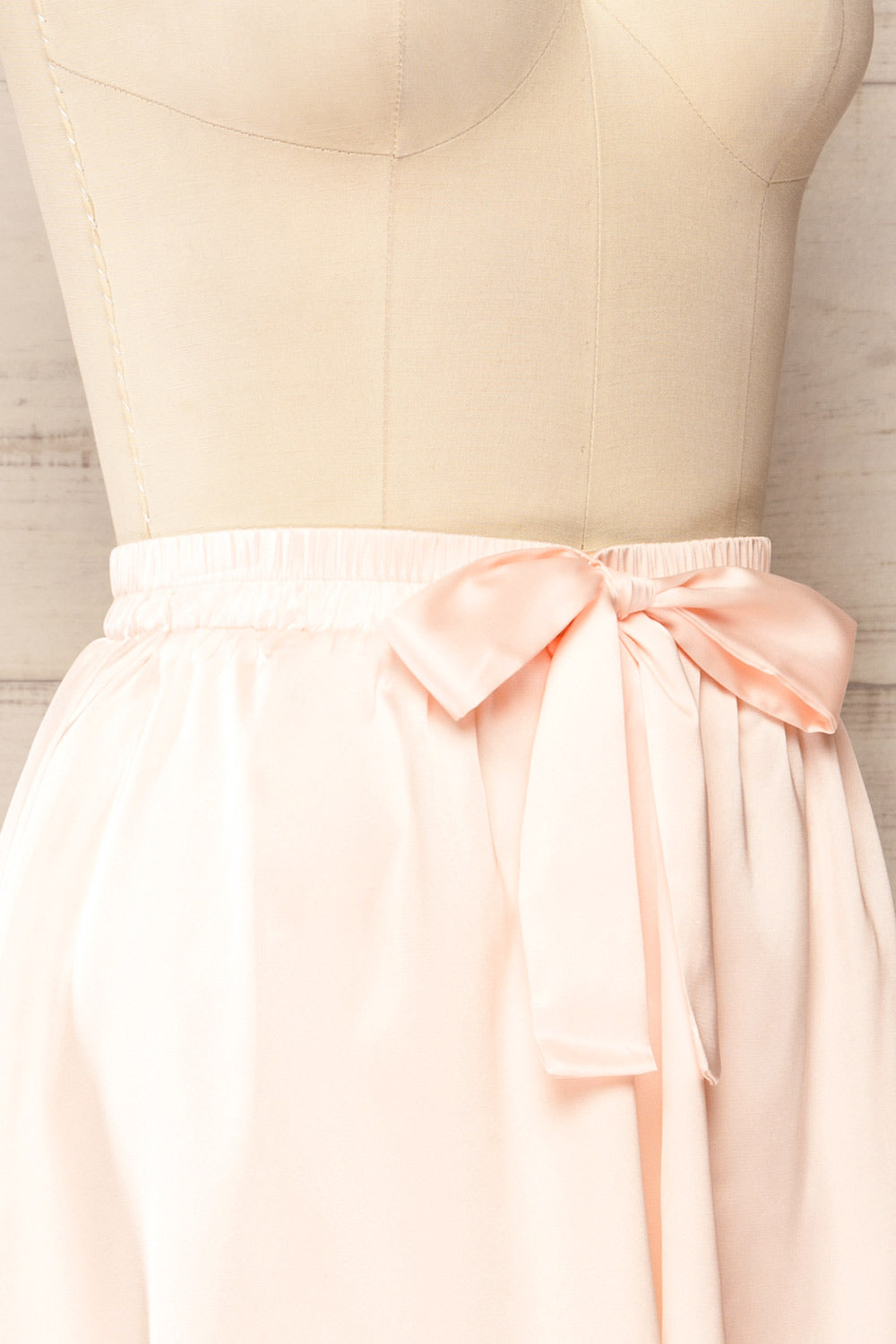 Villalba Pink Satin Shorts | La petite garçonne side close-up