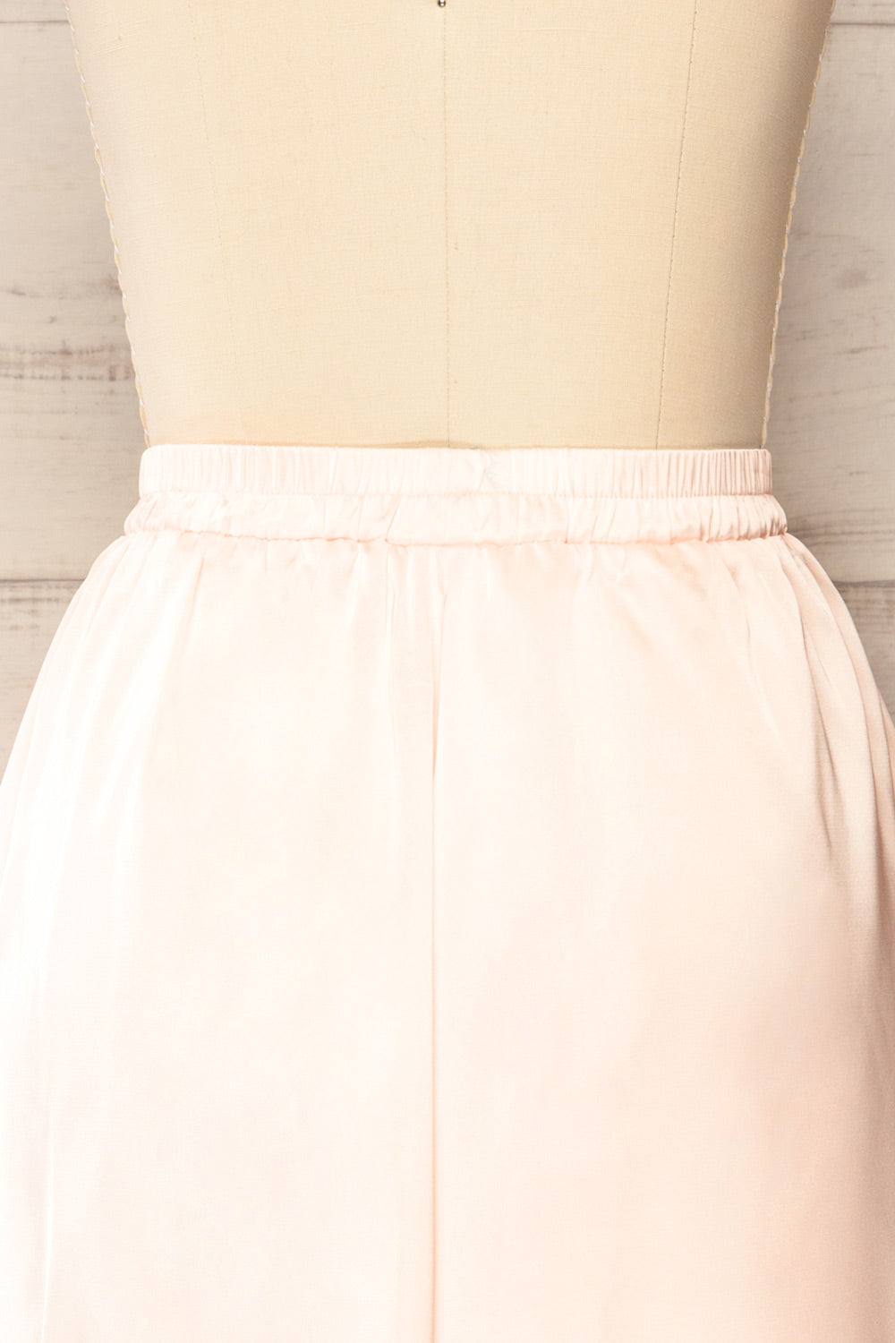 Villalba Pink Satin Shorts | La petite garçonne back close-up