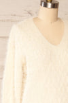 Vinitsa Cream Fuzzy V-Neck Sweater | La petite garçonne side close up