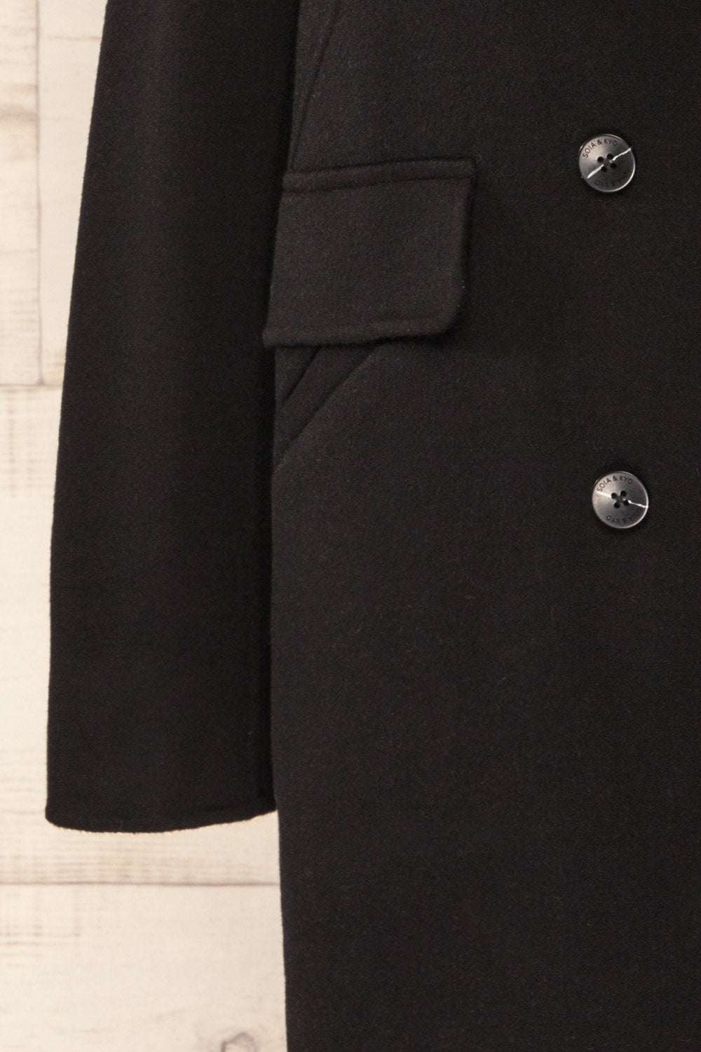 Violan 3-in-1 Wool Coat with Hood | La Petite Garçonne sleeve