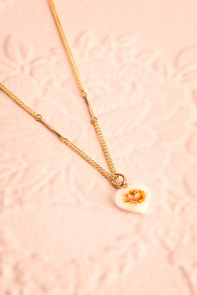 Virna Lisi Dainty Golden Heart Floral Pendant Necklace | Boutique 1861 1