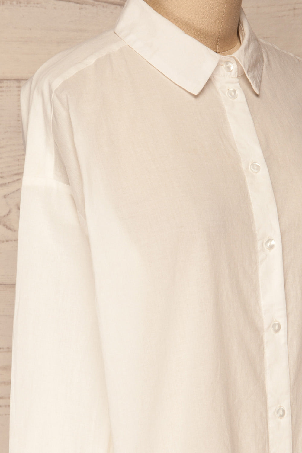 Vorbasse White Shirt | Chemise Blanche | La Petite Garçonne side close-up