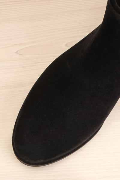 Vordinborg Black Rain Boots | Bottes | La Petite Garçonne flat close-up