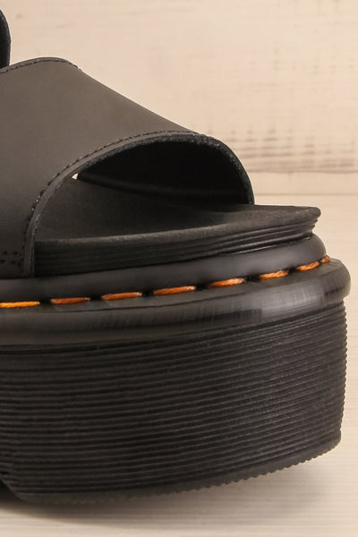 Voss Quad Black Hydro Leather Platform Sandals | La petite garçonne front close-up