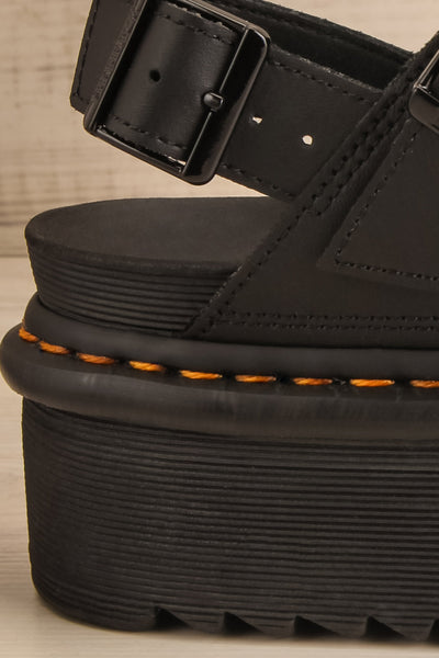 Voss Quad Black Hydro Leather Platform Sandals | La petite garçonne side back close-up