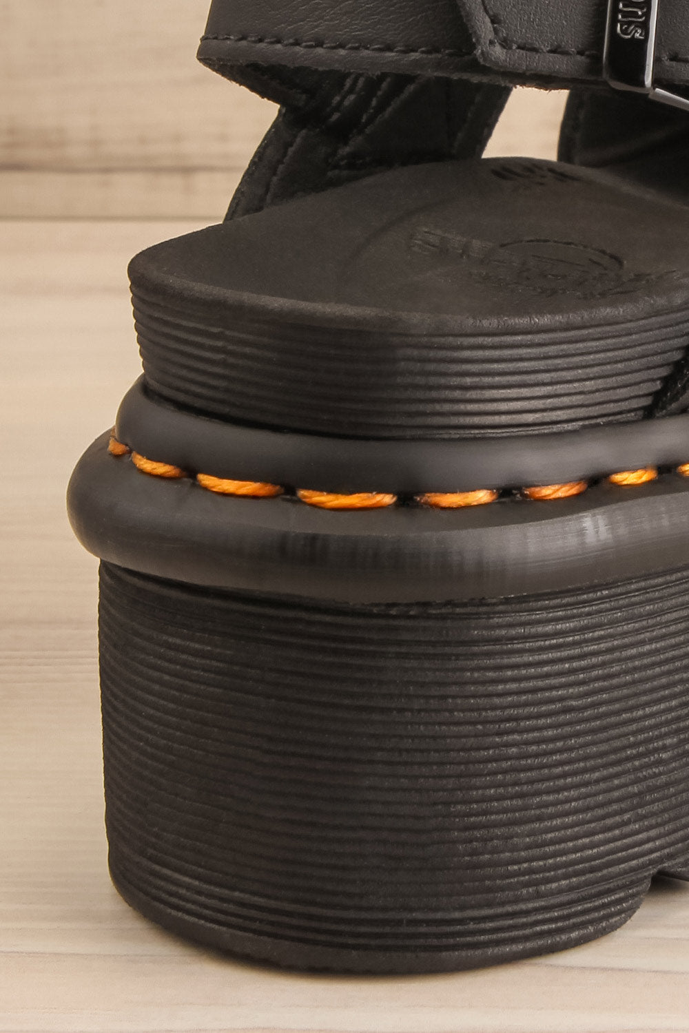 Voss Quad Black Hydro Leather Platform Sandals | La petite garçonne back close-up