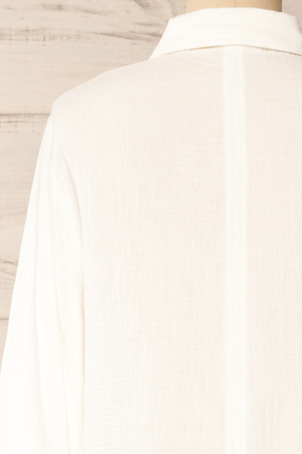 Vukovar White Oversized Button-Up Shirt w/ Pocket | La petite garçonne back close-up