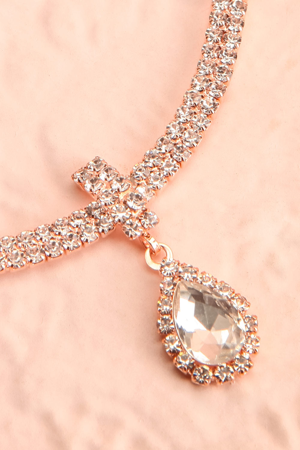 Wahiawa Rosegold Crystal Pendant Necklace | Boutique 1861 flat close-up