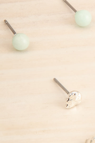 Wainaku Silver Freshwater Pearl Earrings Set | La petite garçonne close-up
