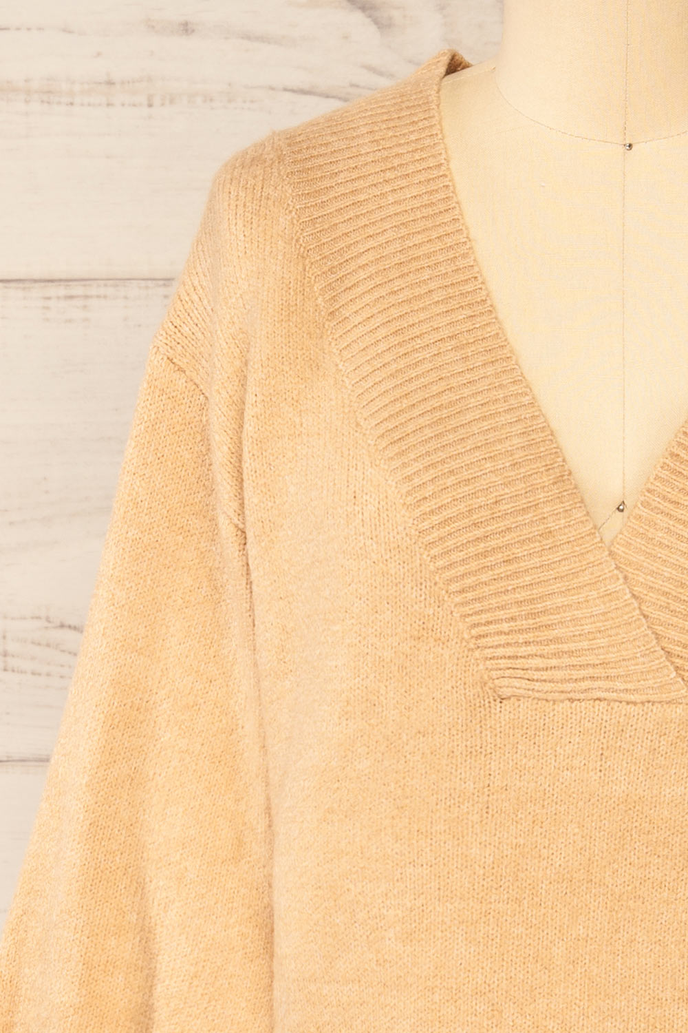 Wouna Short V-Neck Sweater Dress | La petite garçonne front close-up