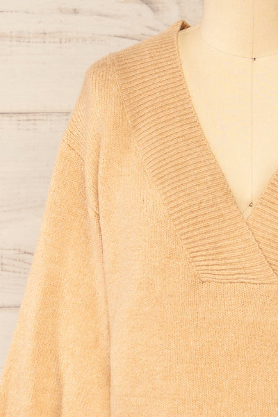 Wouna Short V-Neck Sweater Dress | La petite garçonne front close-up