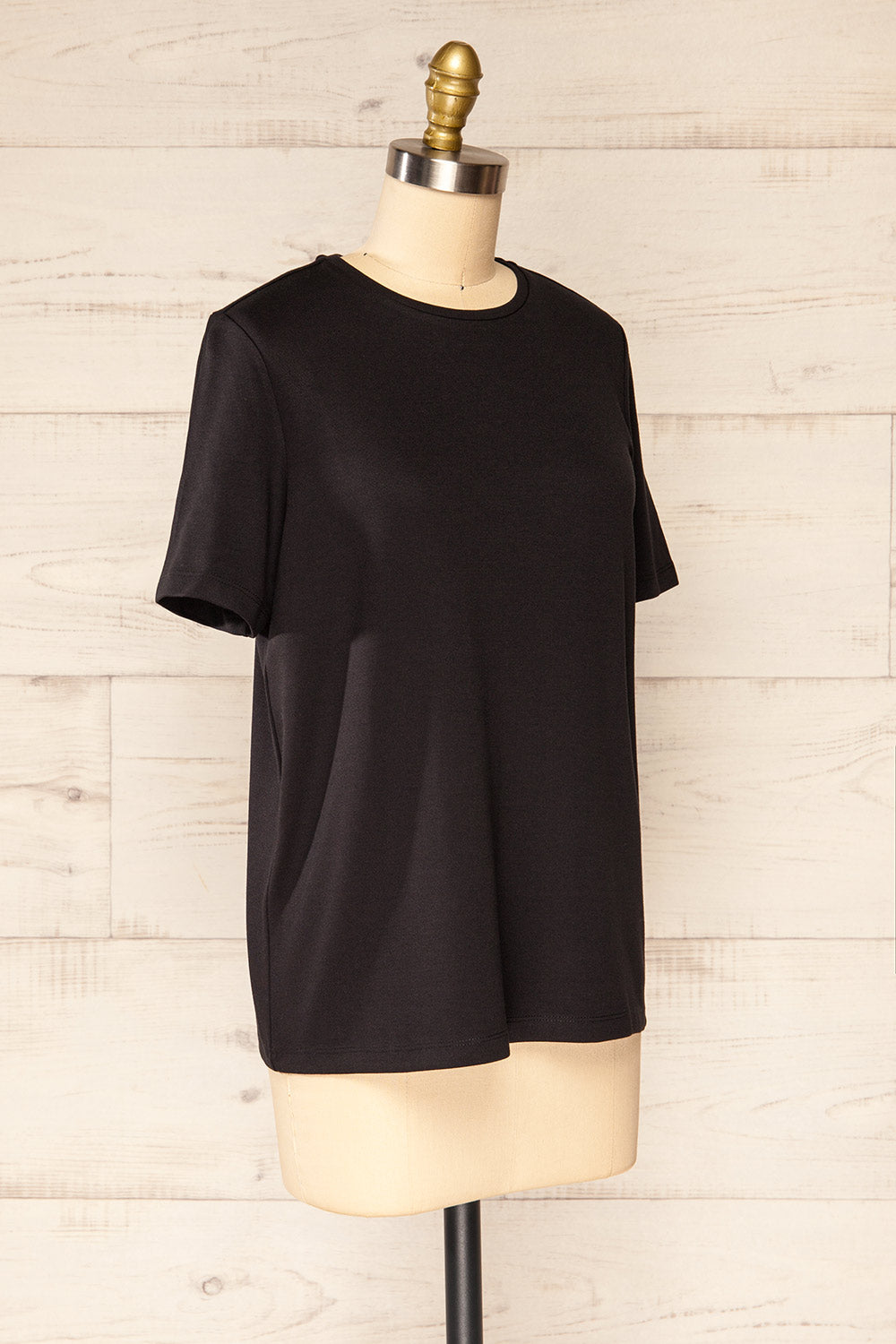 Wroc Black Round Neck T-Shirt | La petite garçonne  side view