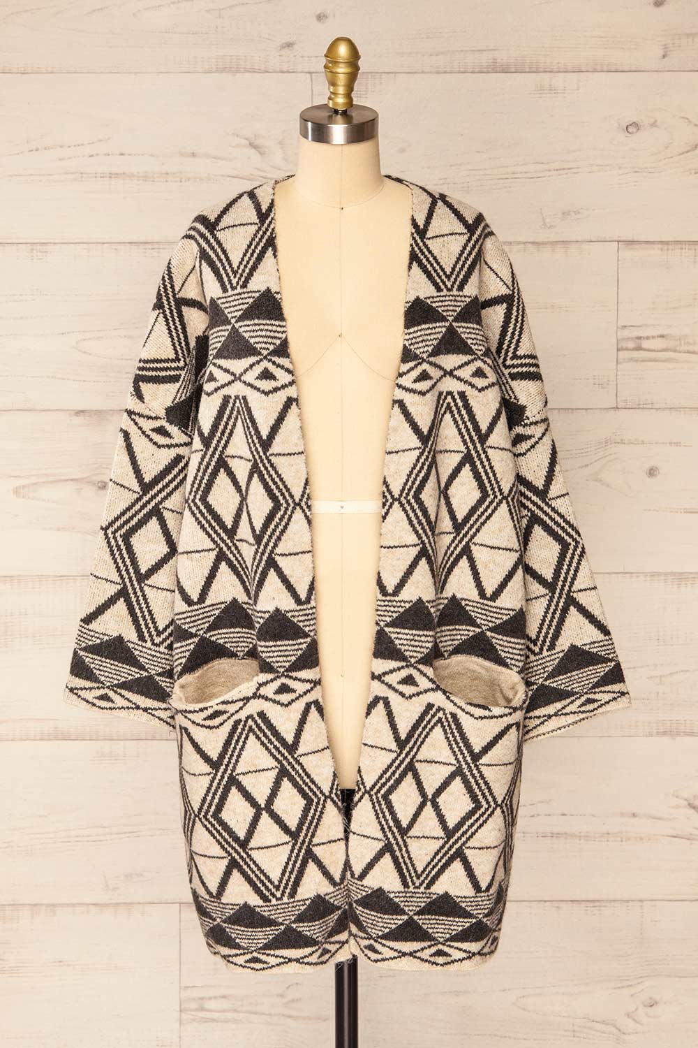 Xillet Ivory Geometric Pattern Open Cardigan | La petite garçonne front view