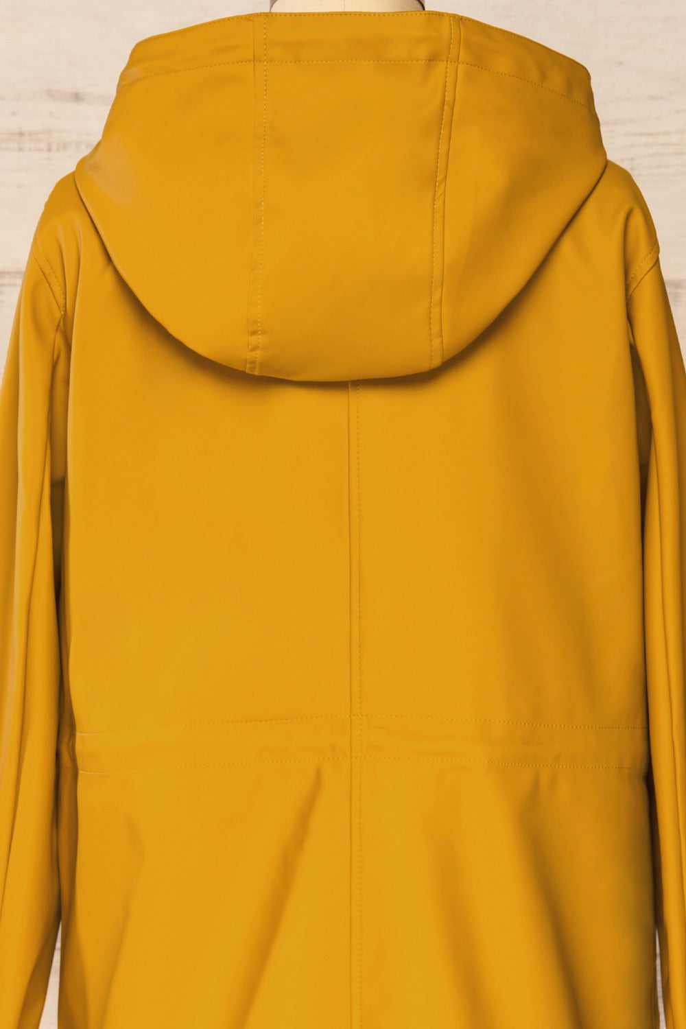 Xito Mustard Raincoat w/ Waist Drawstring | La petite garçonne back close-up