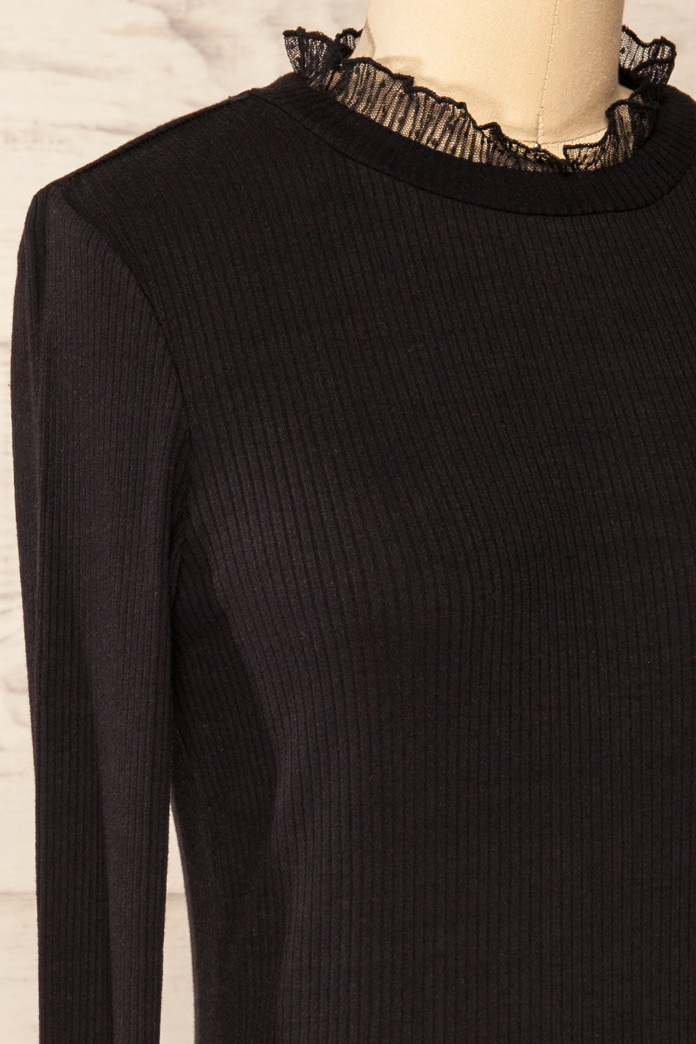 Yaline Black Ribbed Top w/ Ruffled Collar | La petite garçonne side close-up