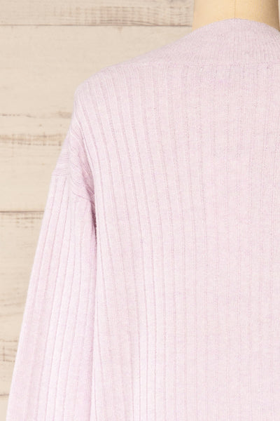Yolande Lavender V-Neck Ribbed Sweater | La petite garçonne  back close-up