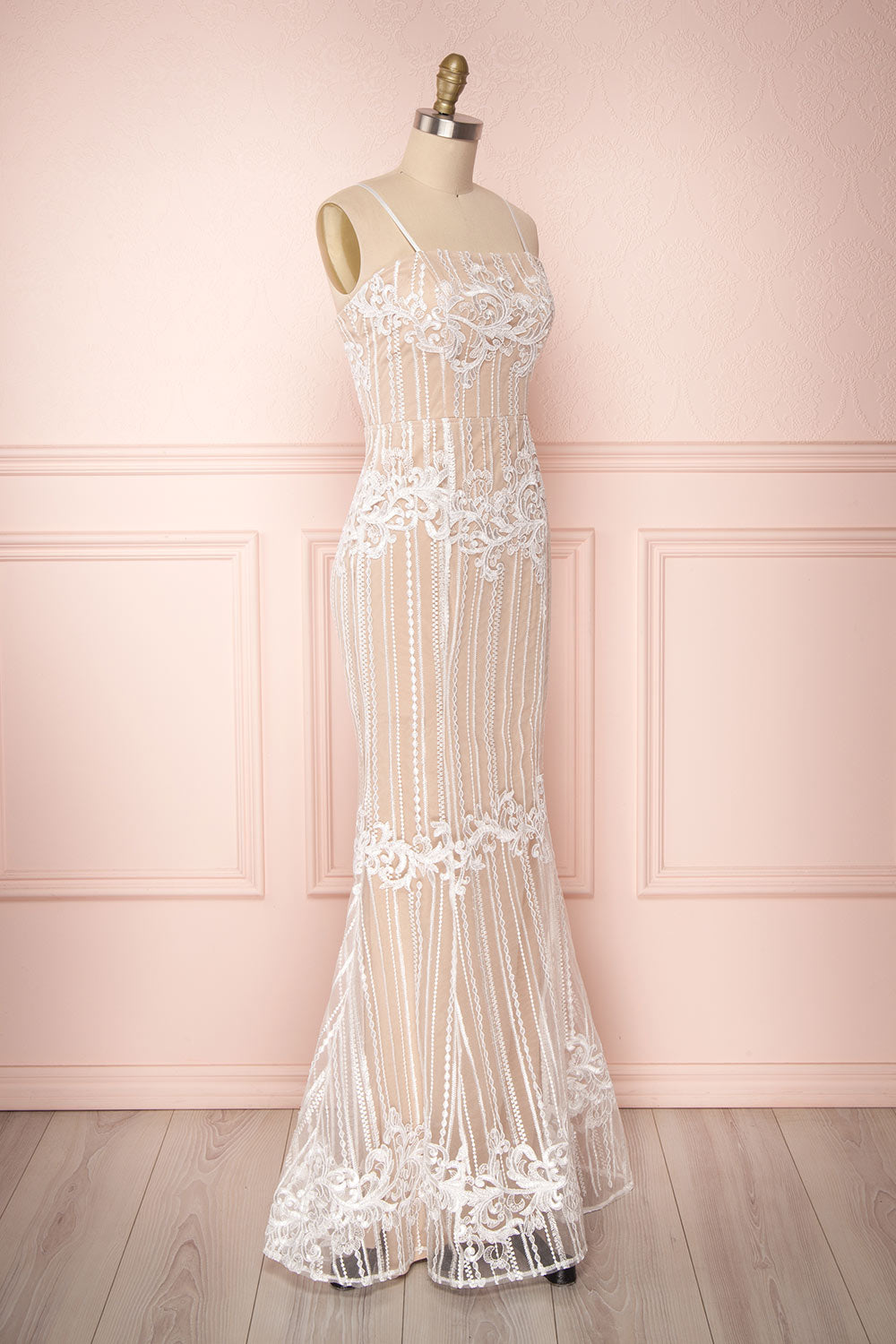 Yolina Light | White Mesh Gown