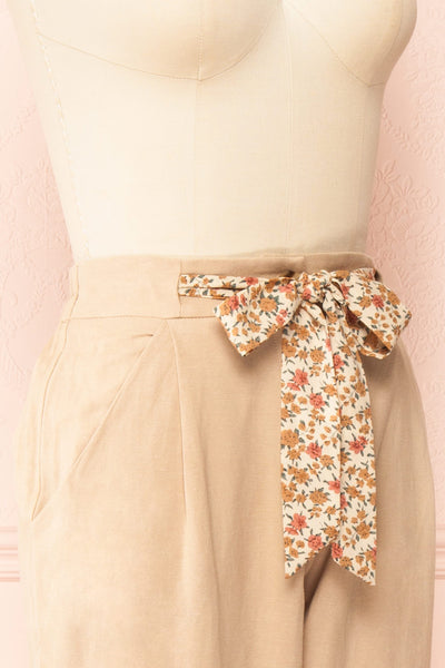 Yoonsuh Straight Leg Beige Cropped Pants w/ Ribbon | Boutique 1861 side close-up