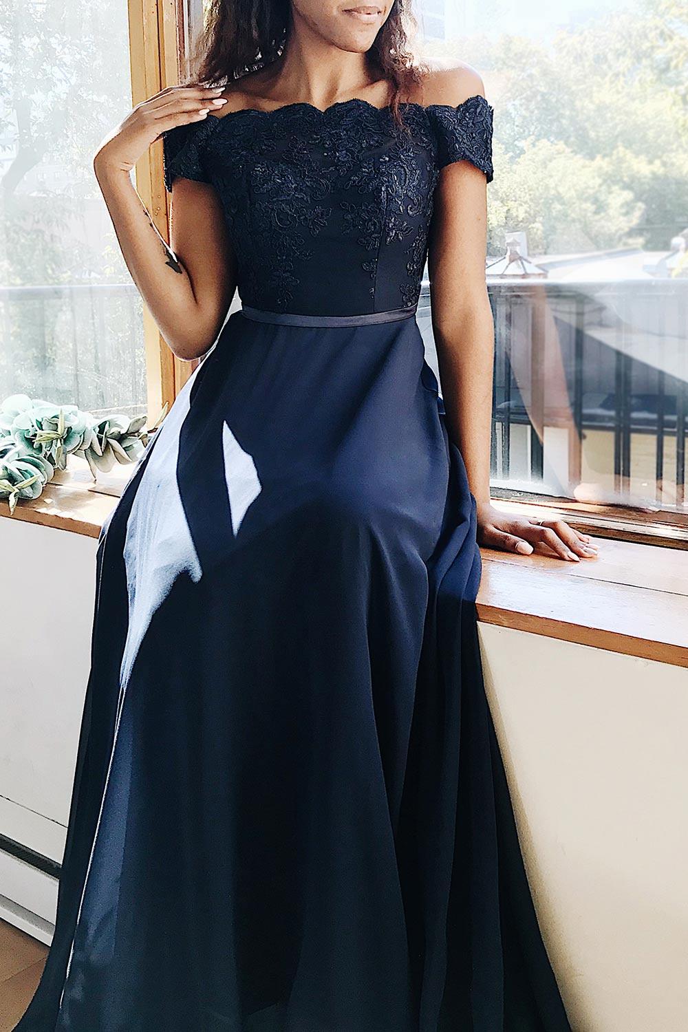 Yuliana Night Navy Blue Chiffon Gown with Embroidery | Boudoir 1861