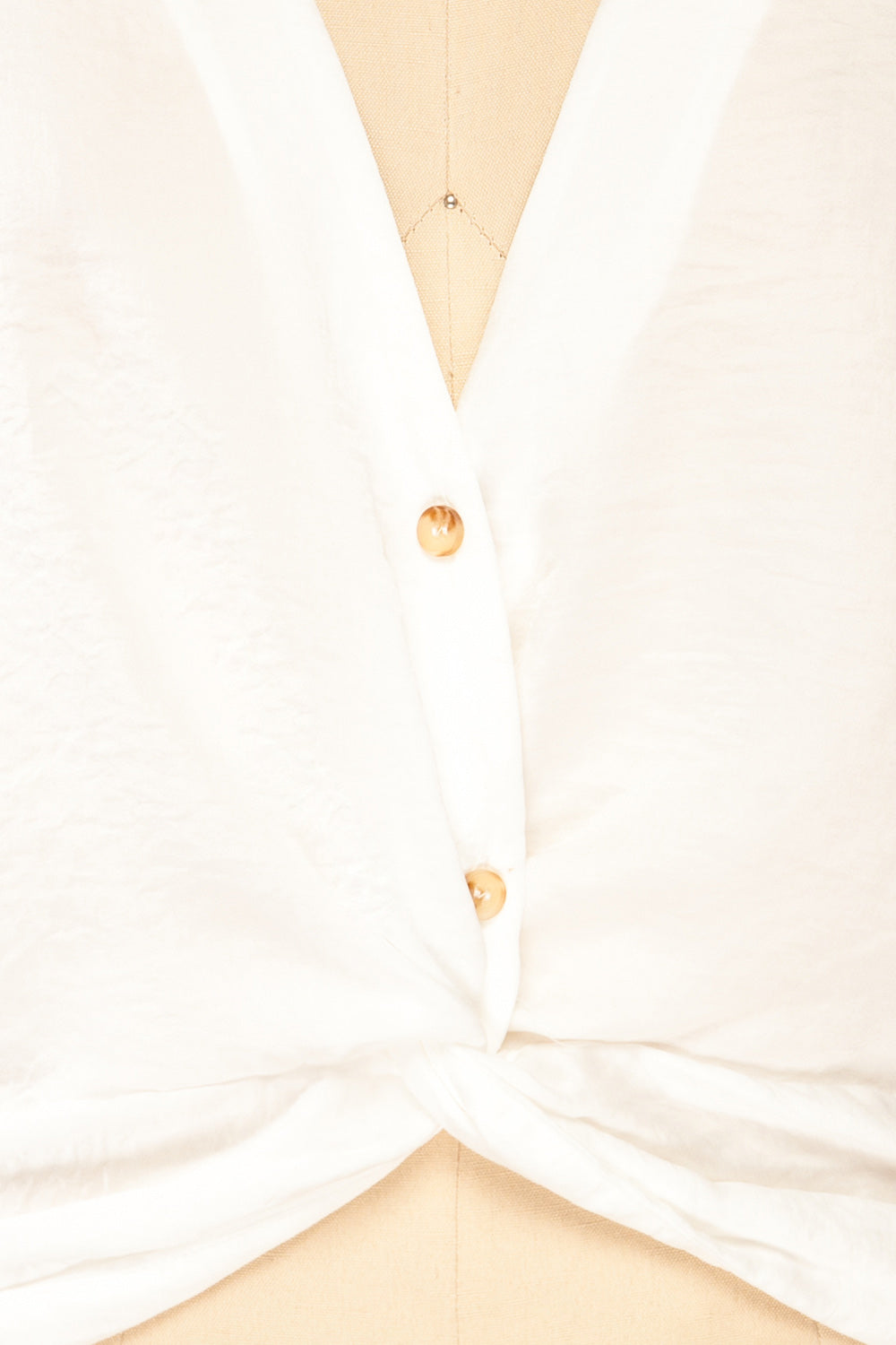 Yullo White Buttonned V-Neck Top | La petite garçonne  fabric 