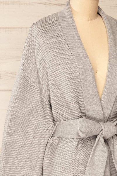Yvelain Grey Long Knit Cardigan w/ Belt | La petite garçonne side close-up