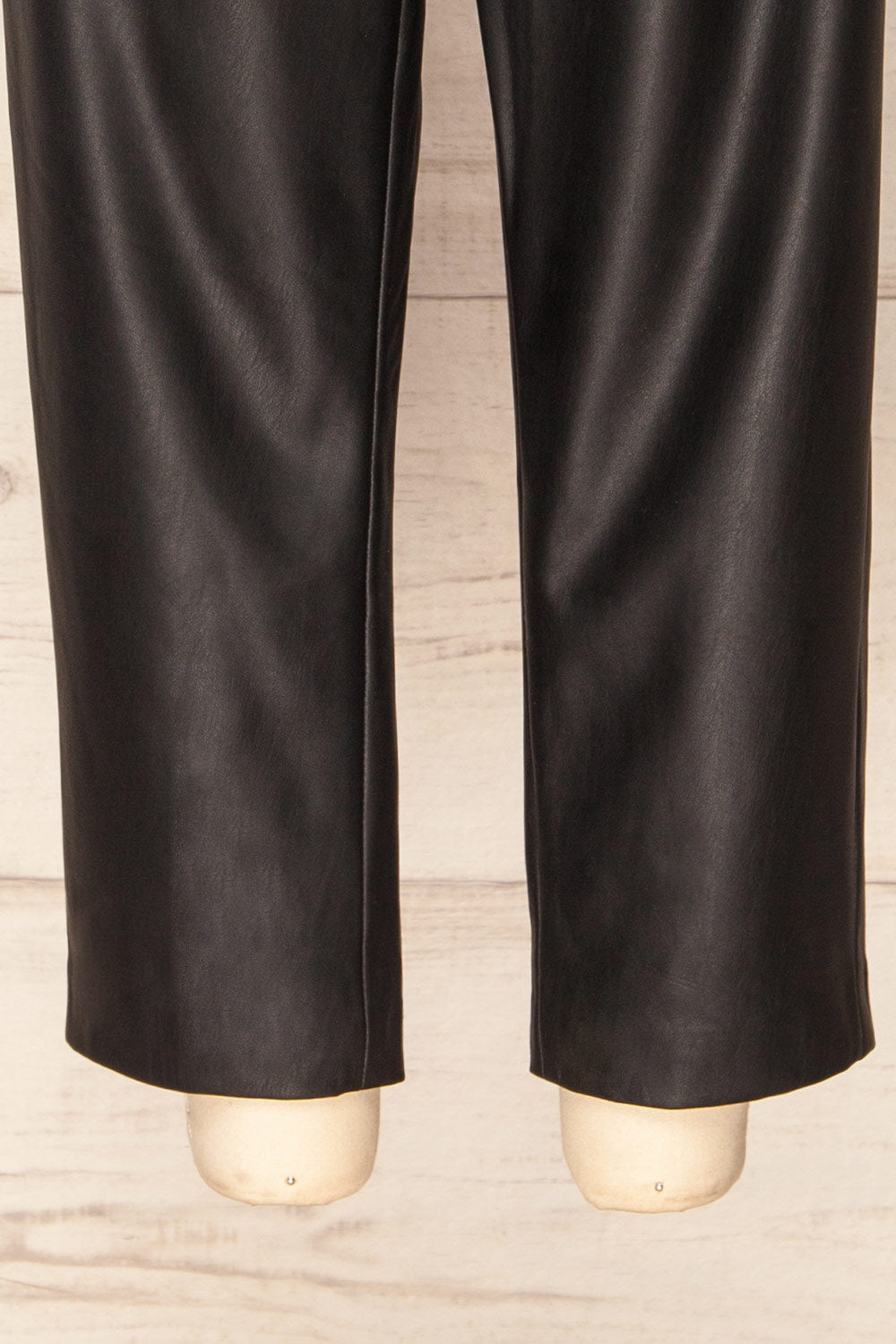 Zarylun High-waisted Faux Leather Pants w/ Belt | La petite garçonne bottom 