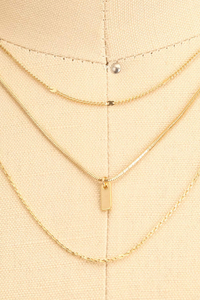 Zidia Gold Minimalist Multi-Row Necklace | La petite garçonne close-up